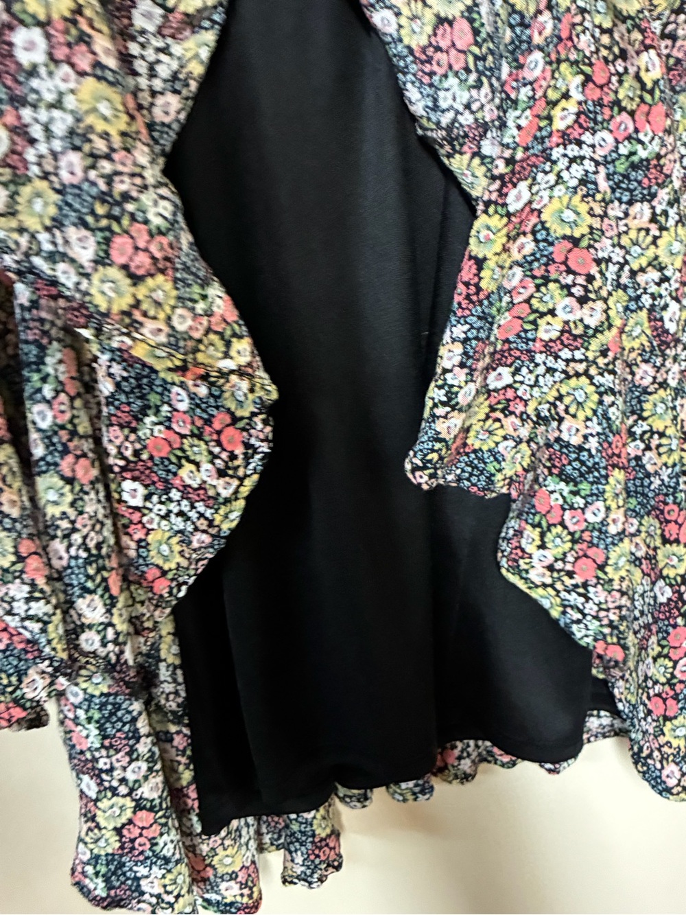 Altar’d State XS Black Multicolor Ditsy Floral Side Tie Mini Dress - Picture 4 of 7